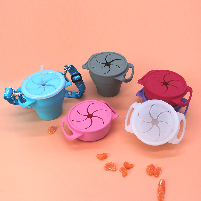 Collapsible silicone snack foldable cup for toddler and baby snack